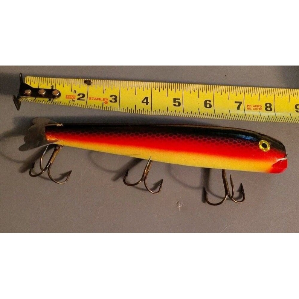 Vintage 8 Inch Musky Jerk Bait Black Chub